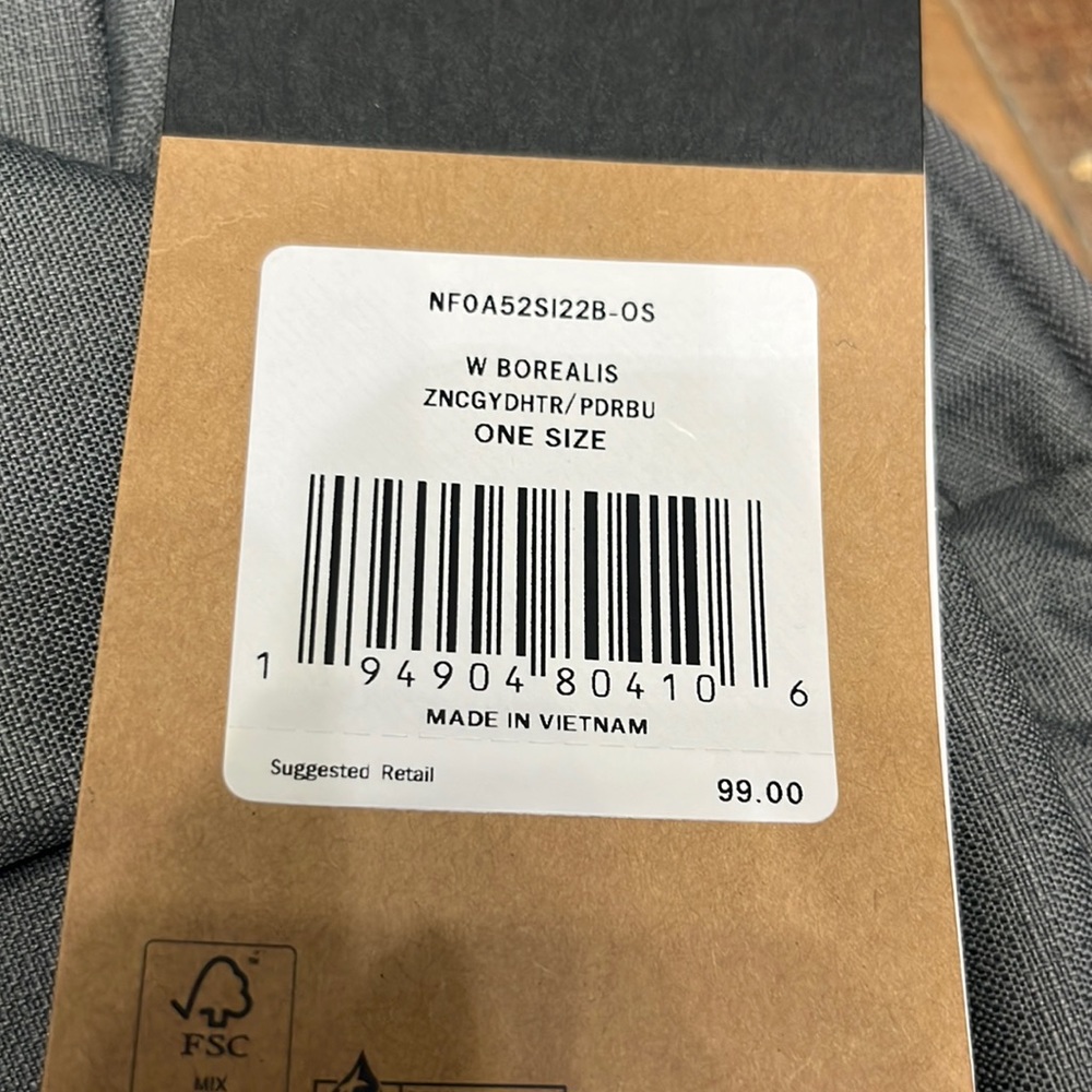 NWT Women’s North Face Borealis Backpack - Picture 5 of 7